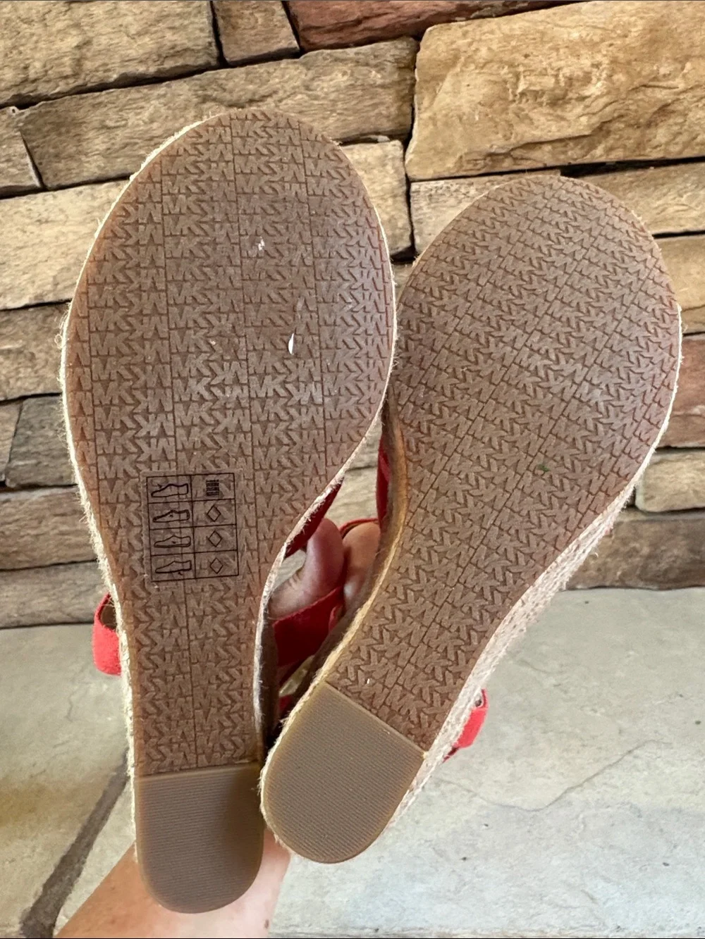 Michael Michael Kors sz 8.5 orange cloth wedges